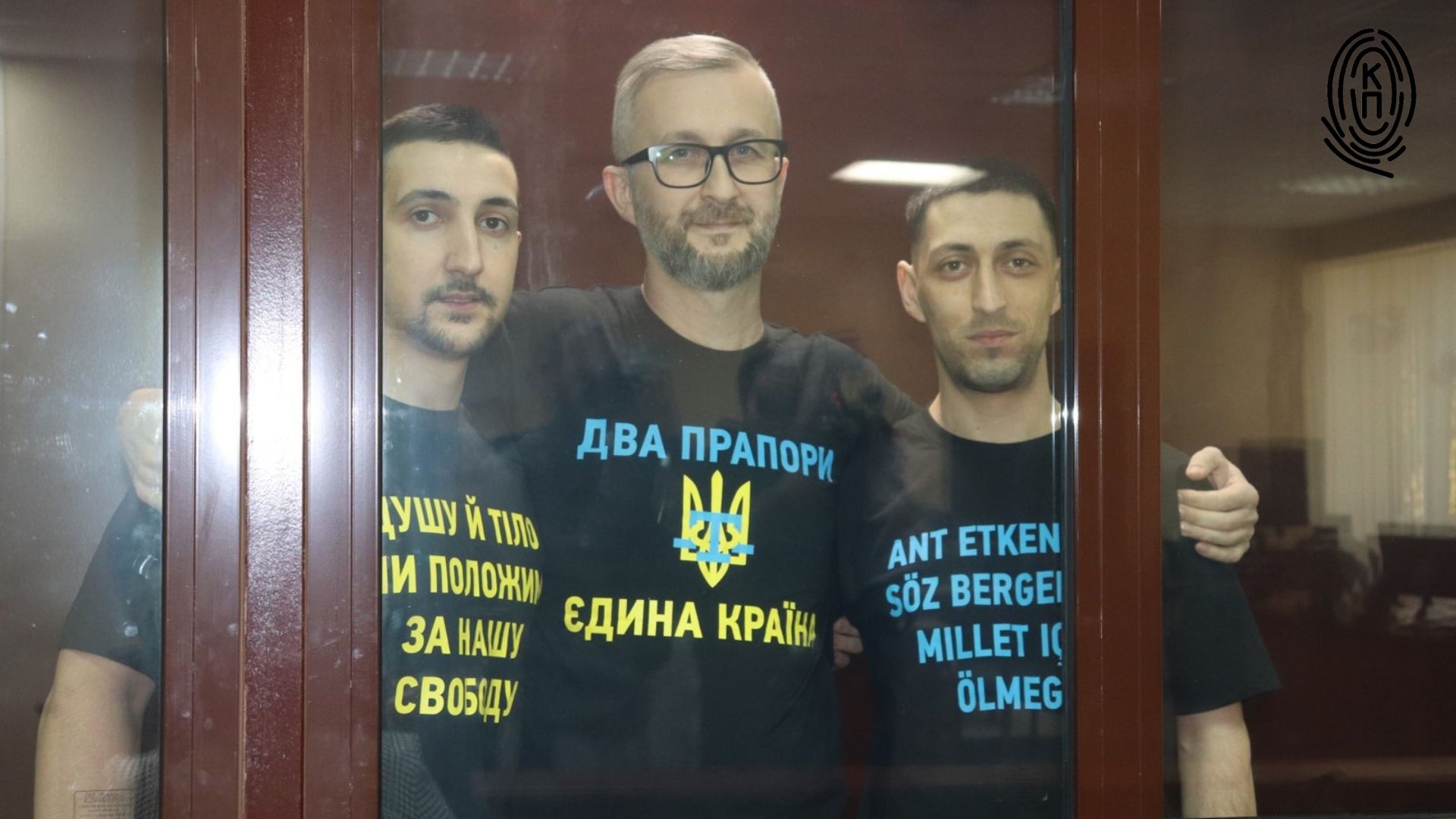Нариман Джелялов,&nbsp;Асан Ахтемов и&nbsp;Азиз Ахтемов на суде. Фото: "Крымский процесс"
